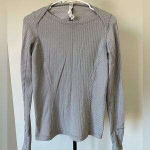 Lululemon Kanto Catch Me long sleeve shirt women's size 6 gray workout gym